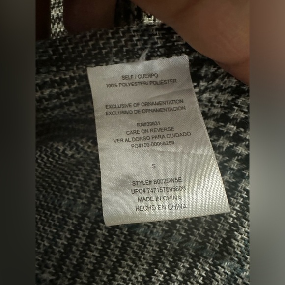 Democracy Womens Gray Plaid Fringe Edge Draped Sleeveless Vest Small - Picture 11 of 12